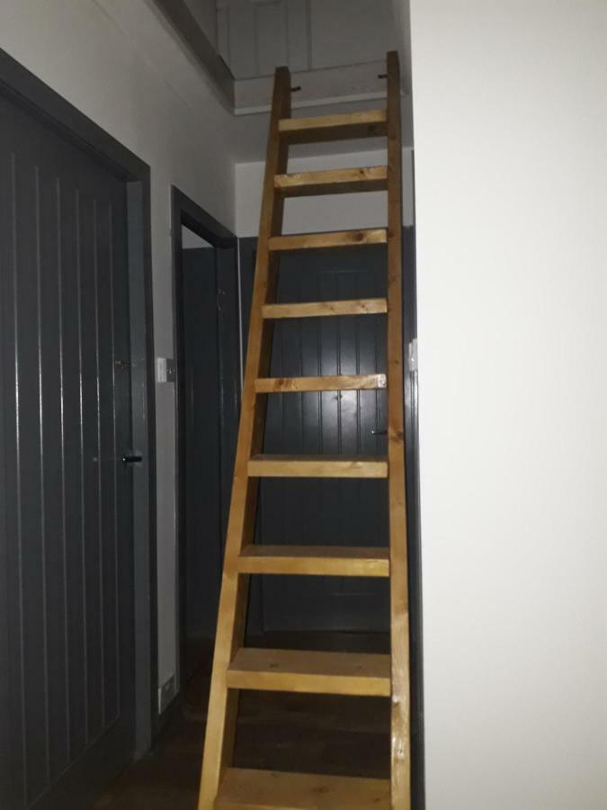 Vintage Double Bedroom Victoria 1 Dunfermline Ngoại thất bức ảnh